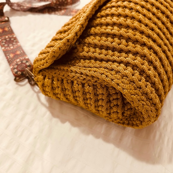 Crossbody Handmade Crochet Woven Khaki Bag NWOT - Picture 9 of 16